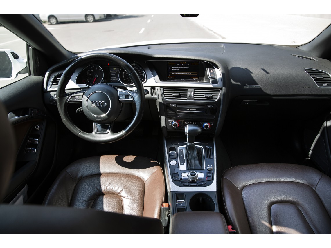 Прокат Audi A5 Cabriolet 4x4 в Киеве