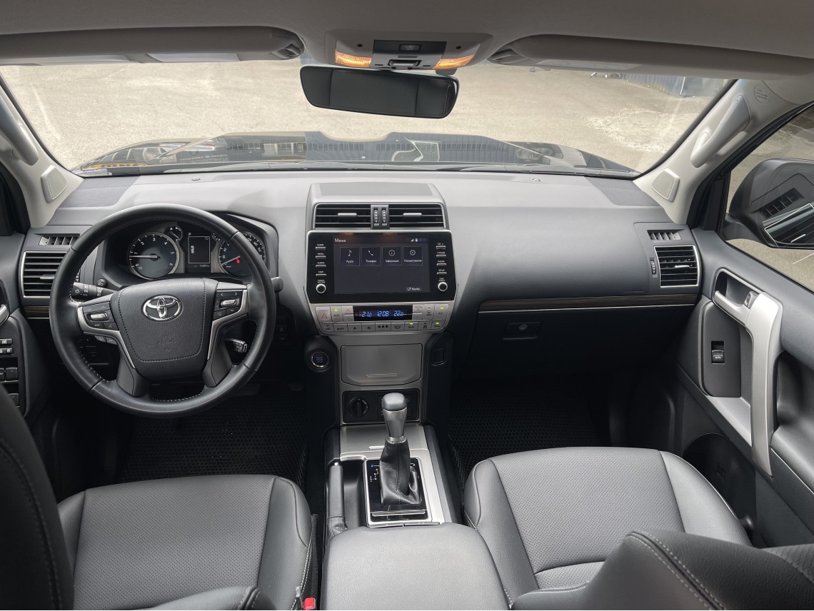Прокат Toyota Land Cruiser Prado 150 в Киеве